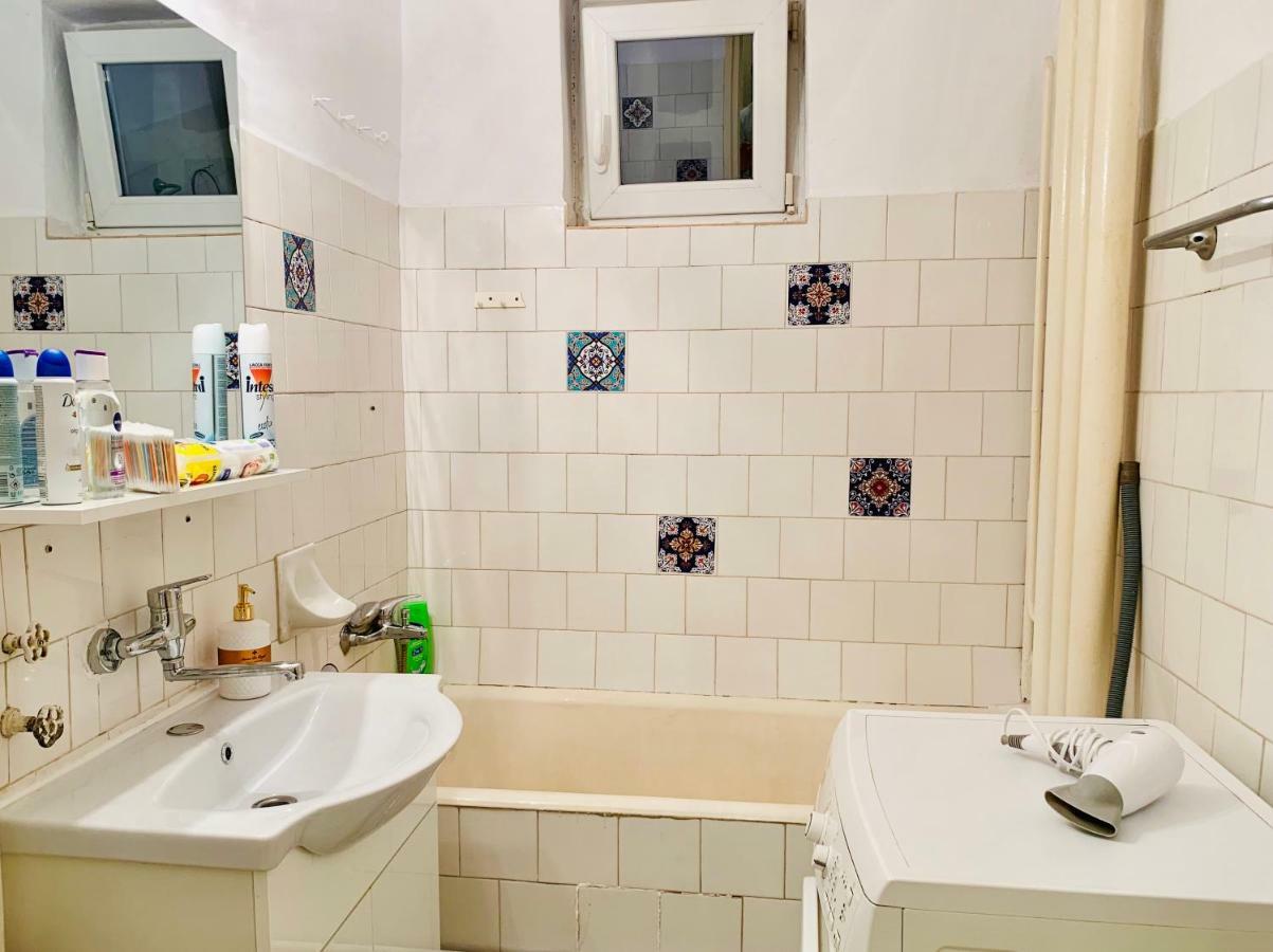 Ultracentral Apartment With All You Need: Wifi, Tv, Ac, Washer, Coffe ティミショアラ エクステリア 写真