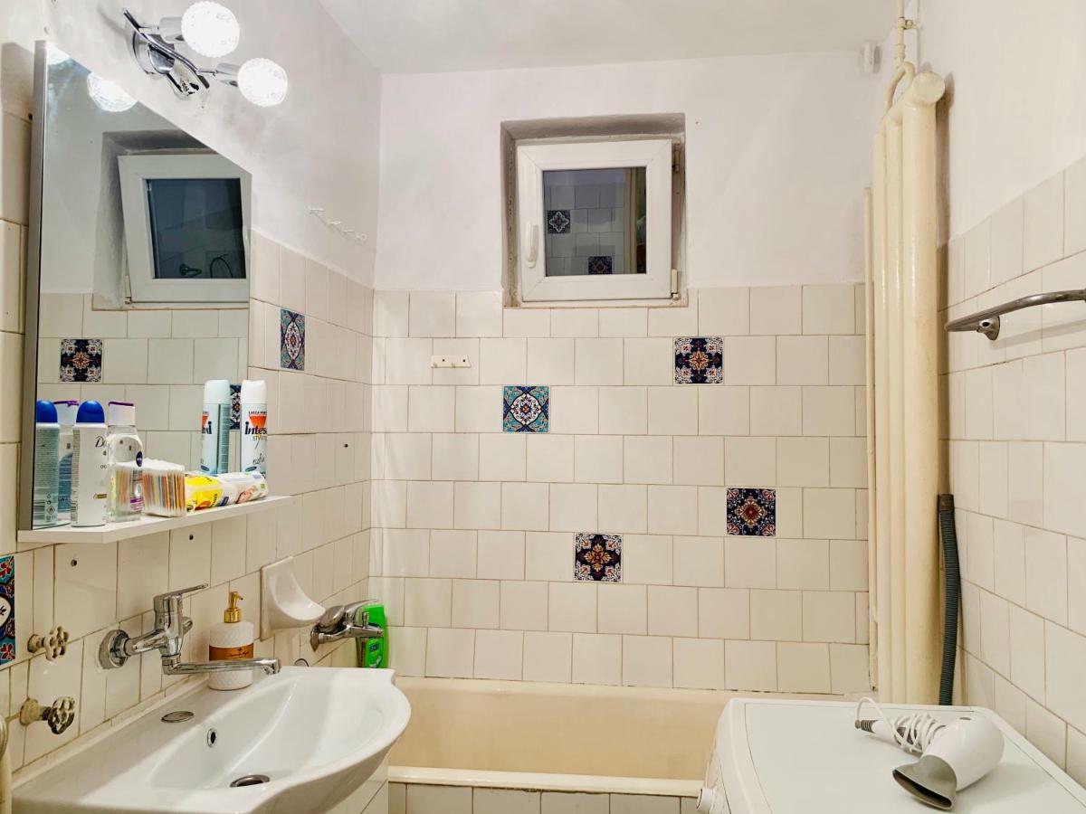 Ultracentral Apartment With All You Need: Wifi, Tv, Ac, Washer, Coffe ティミショアラ エクステリア 写真